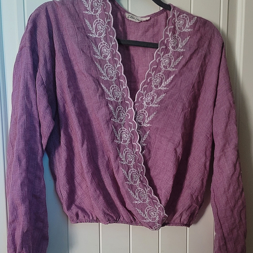 Blouse with Floral embroidery - Casual Top